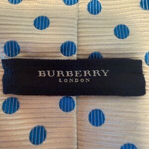 Burberry Silk Necktie Elegant Blue and White Polka Dot Pattern